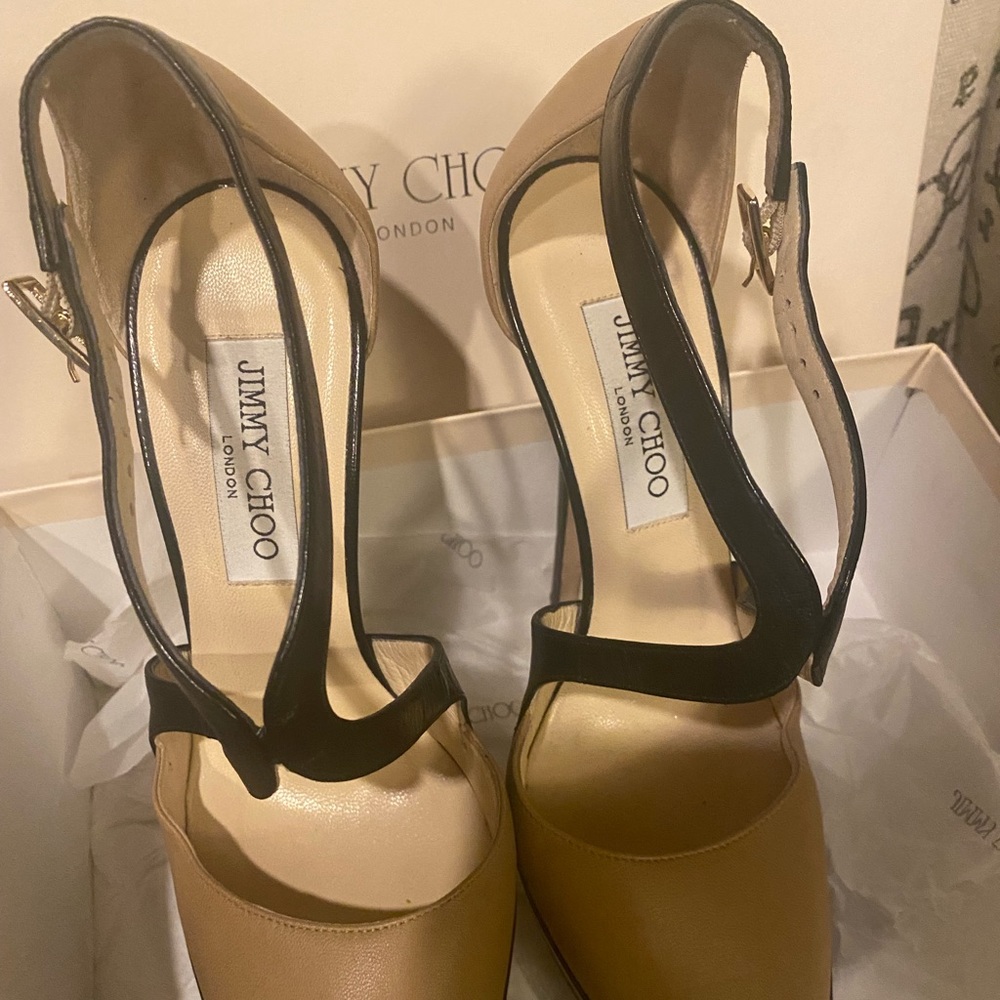 **🔥JIMMY CHOO…PURCHASED IN LONDON** EXCELLENT LIKE NEW CONDITION